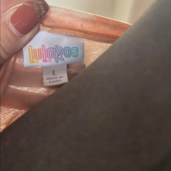 LuLaRoe Iris  Top - Picture 4 of 5